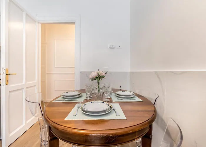 Elegant 3-bedroom Near The Metro *